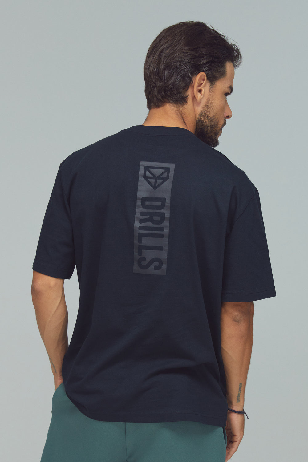 RECREATION DRILLS Vertical Graphic Tee Black