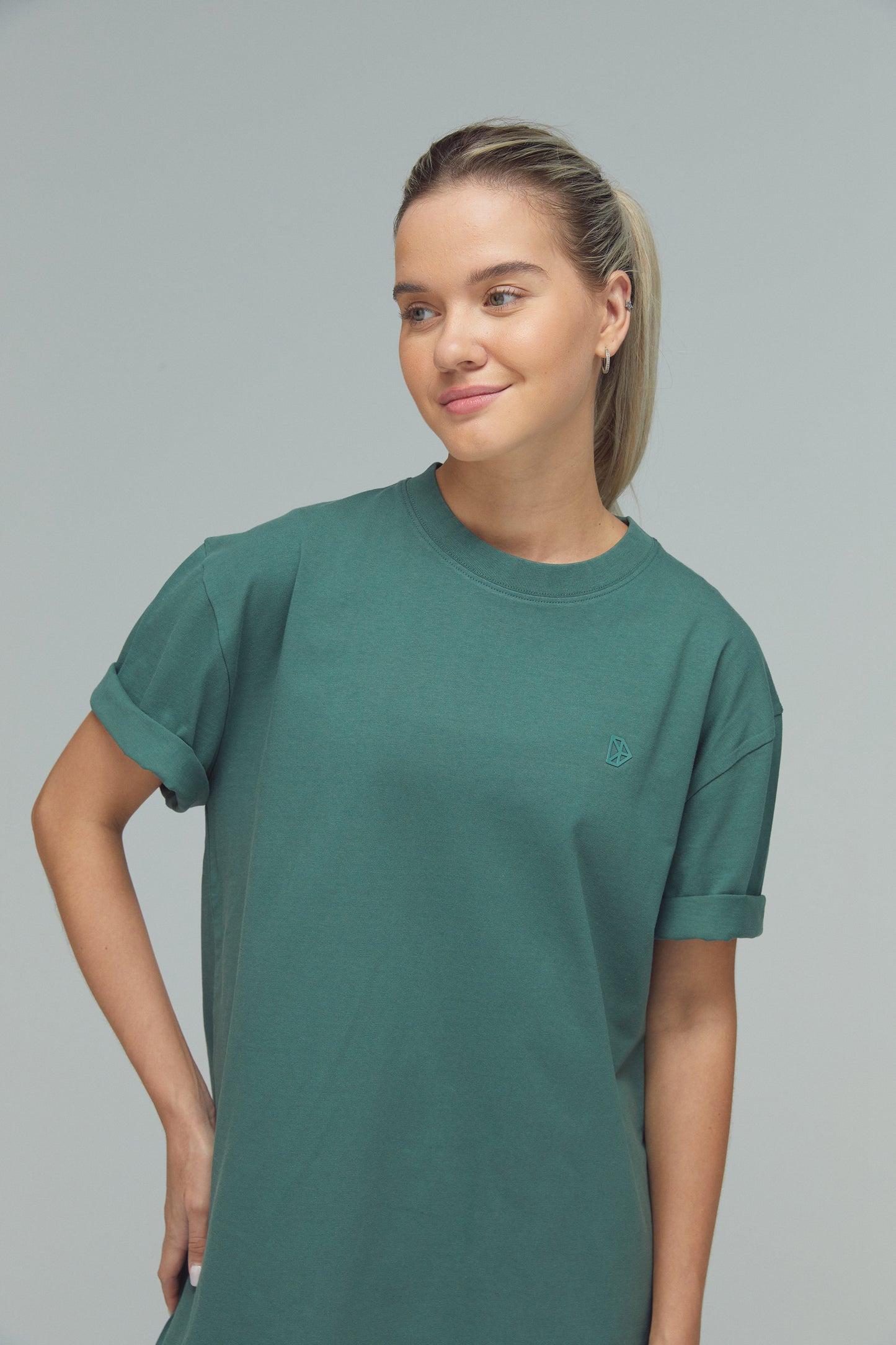 RECREATION DRILLS Small Graphic Tee Dark Sage Green