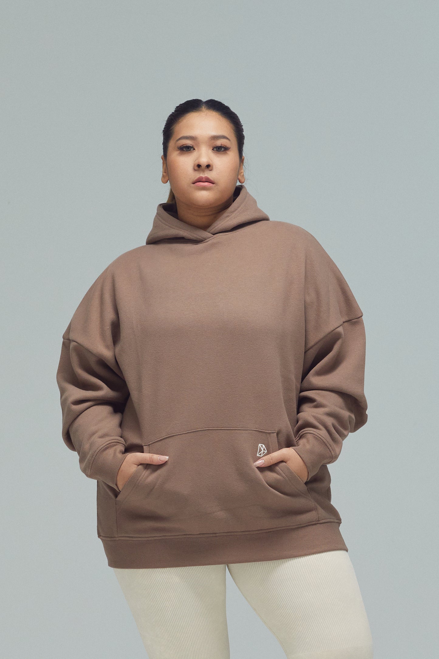 RECREATION DRILLS Signature Hoodie Taupe/Whisper White