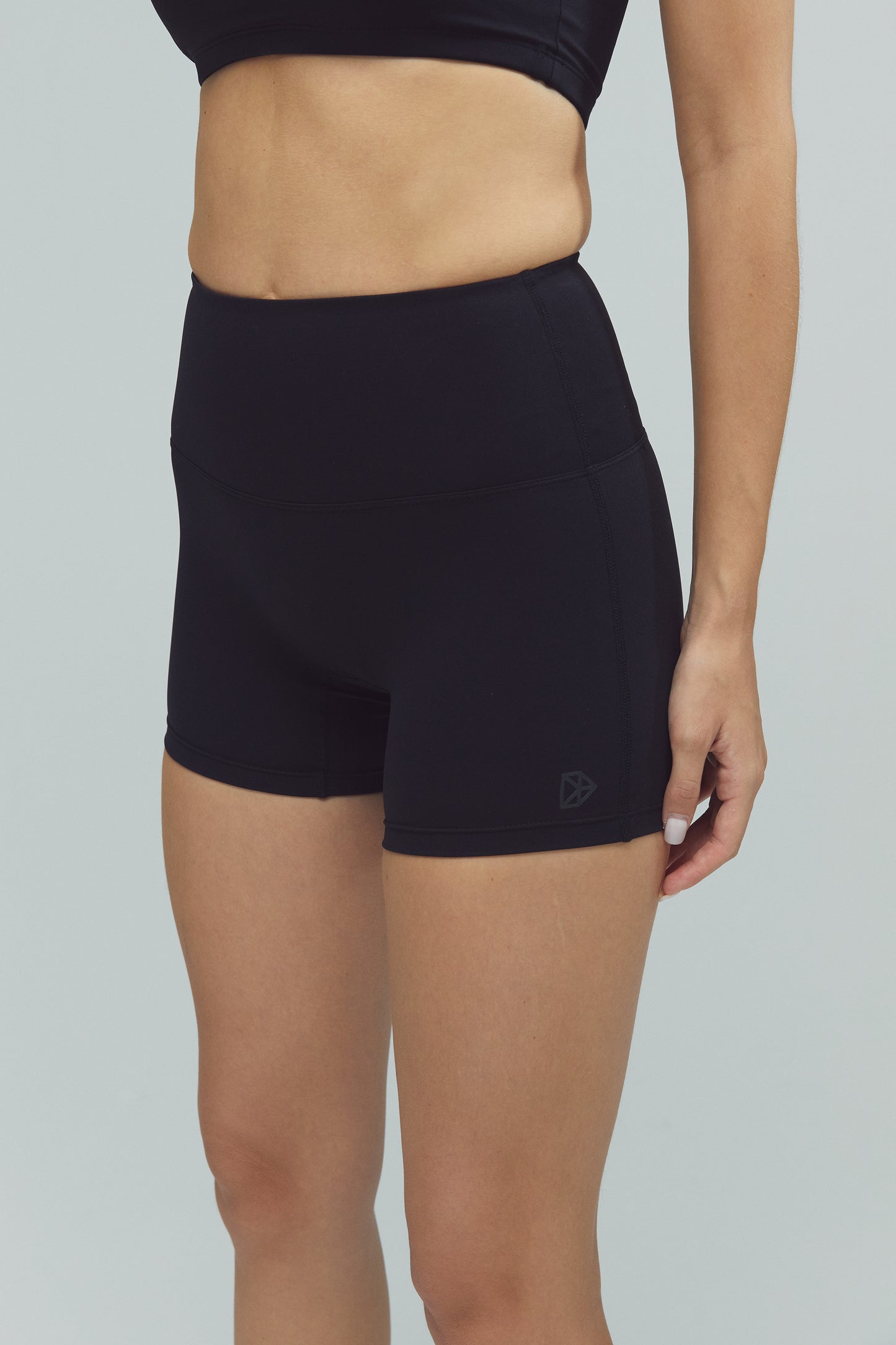 ACTIVE DRILLS Scrunch Shorts Black