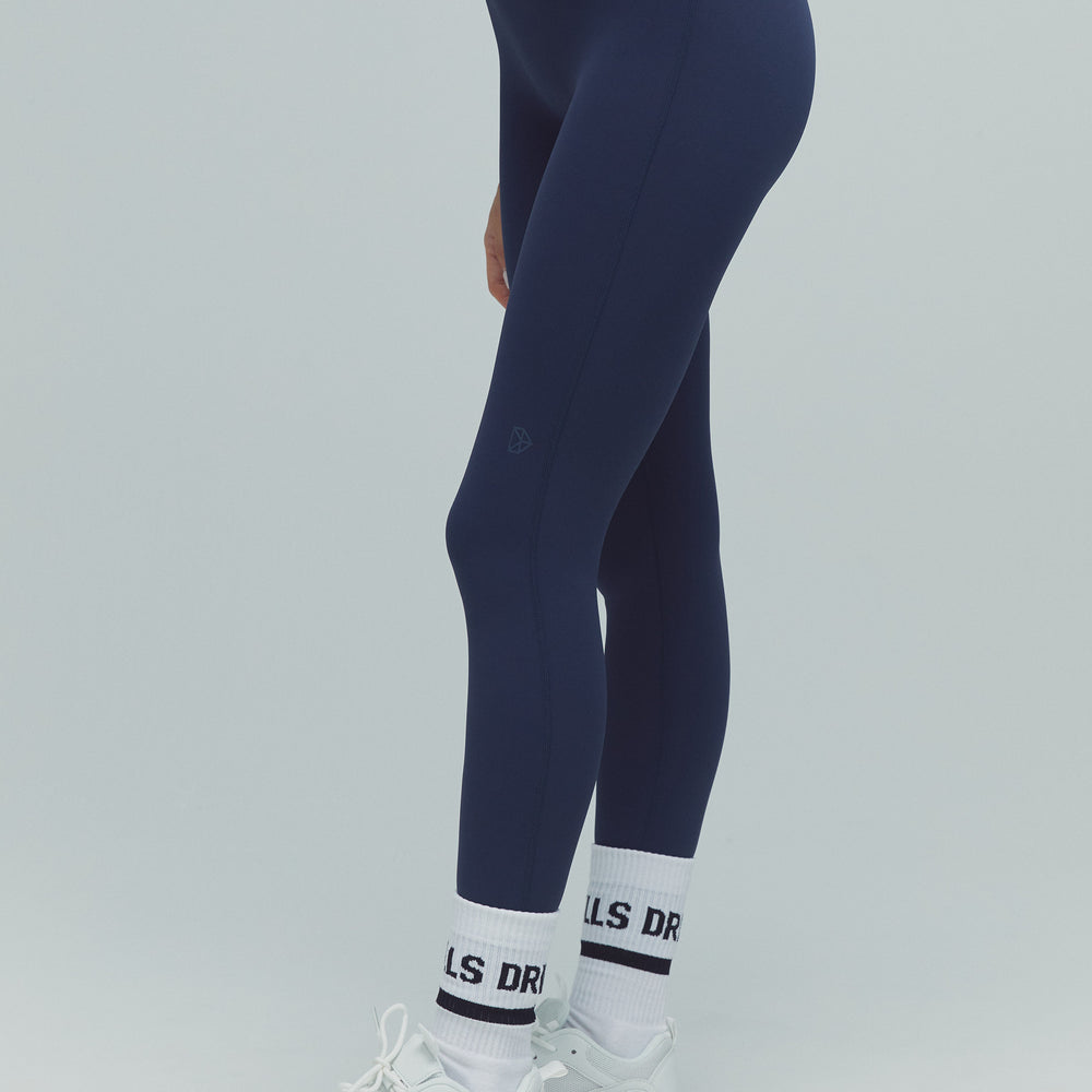 
                      
                        ACTIVE DRILLS Scrunch Leggings Navy
                      
                    