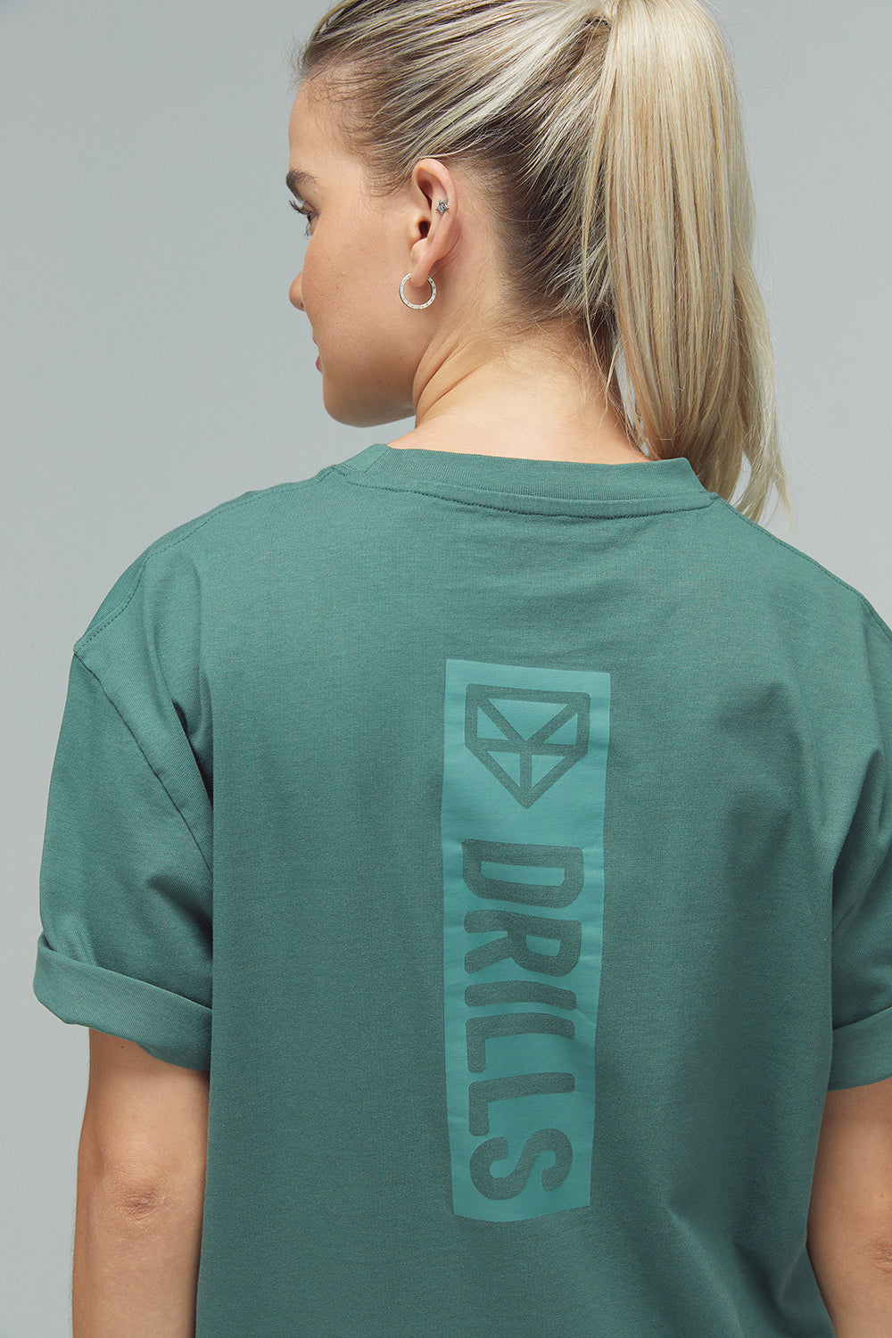 RECREATION DRILLS Vertical Graphic Tee Dark Sage Green