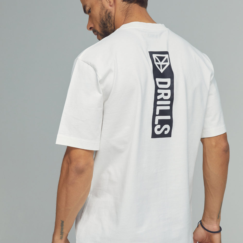 RECREATION DRILLS Vertical Graphic Tee White/Black