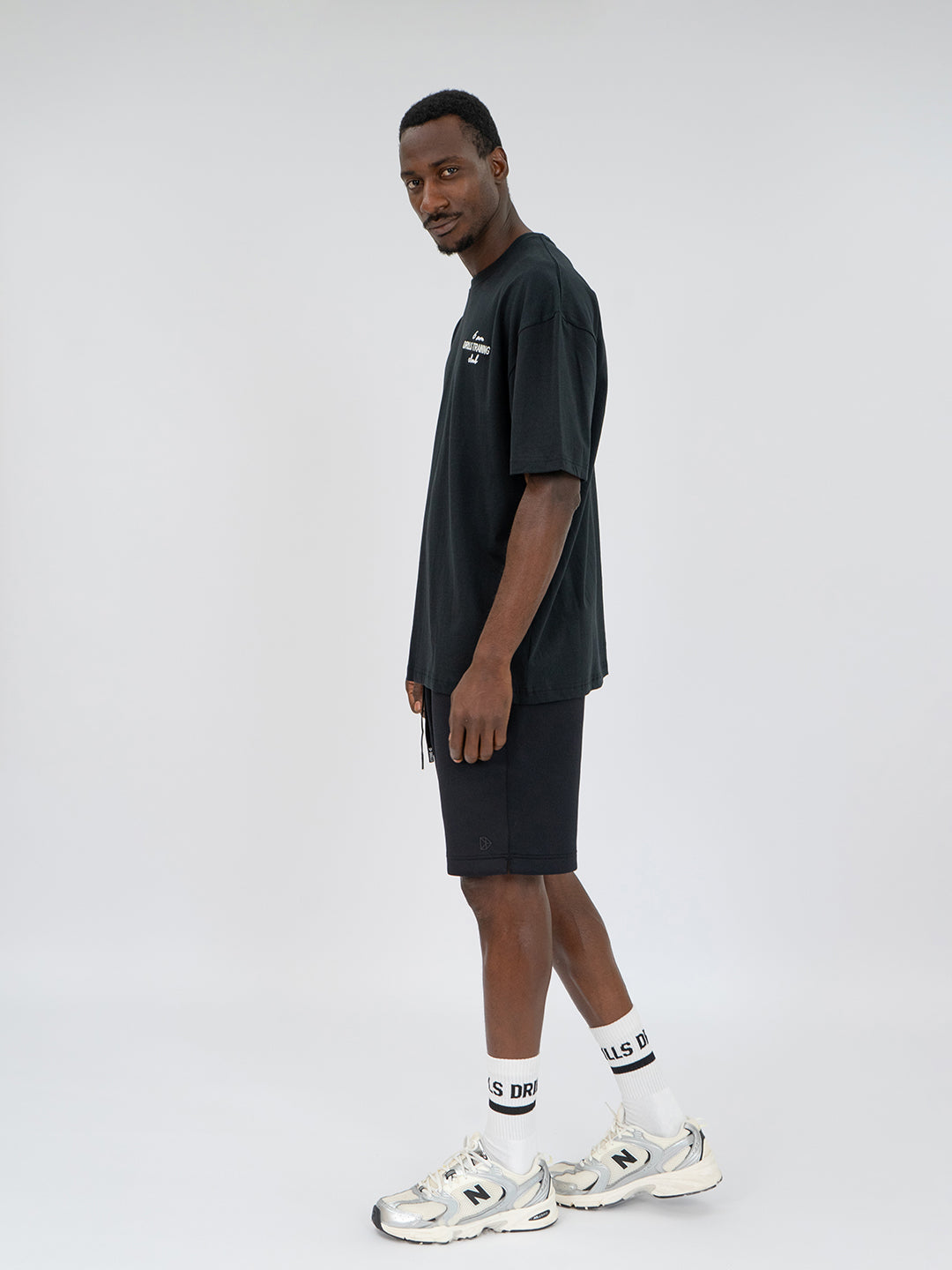 6am Tee Black / White 2