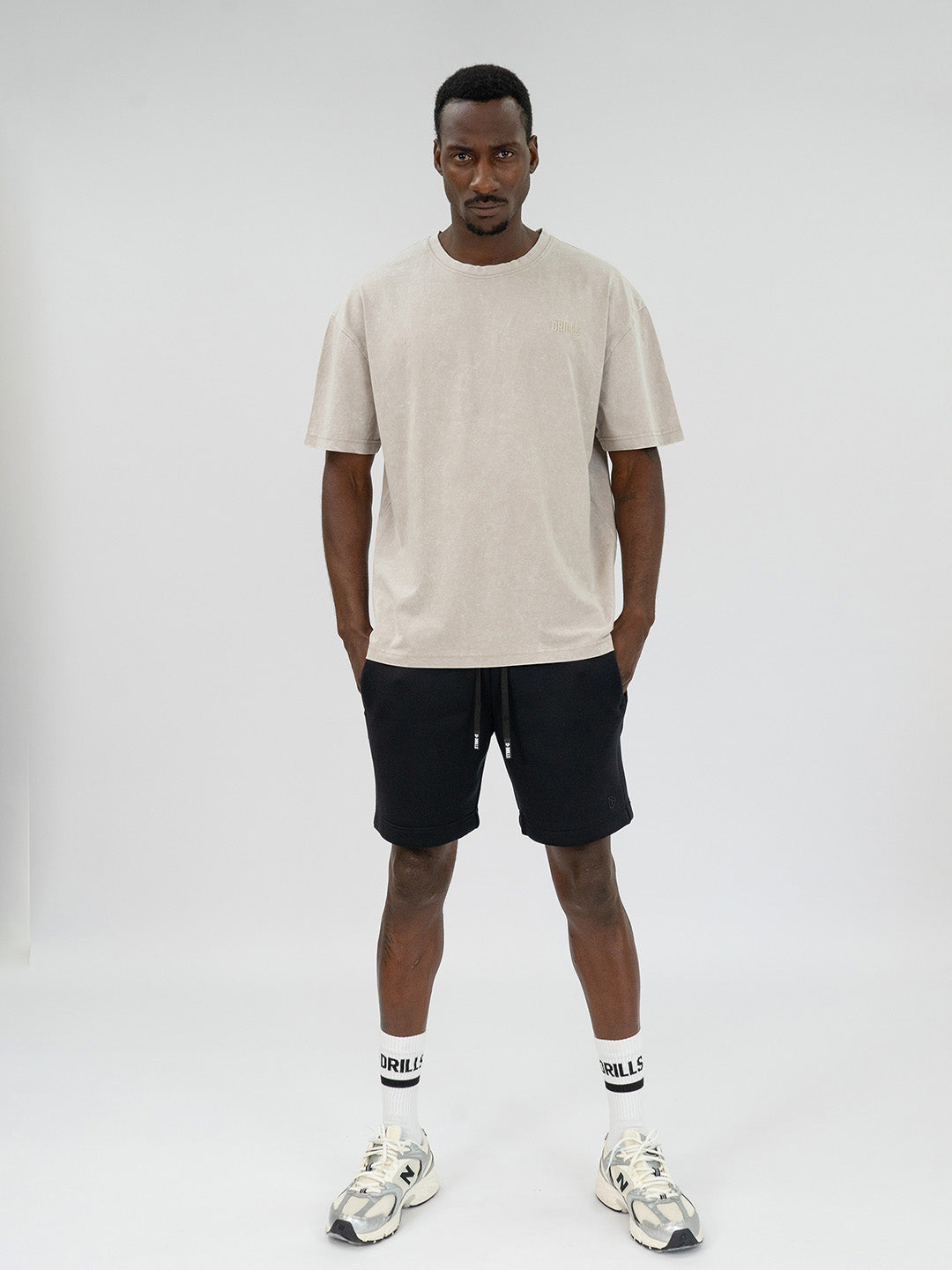 Athlete Tee Off White / Black / Fungi 1