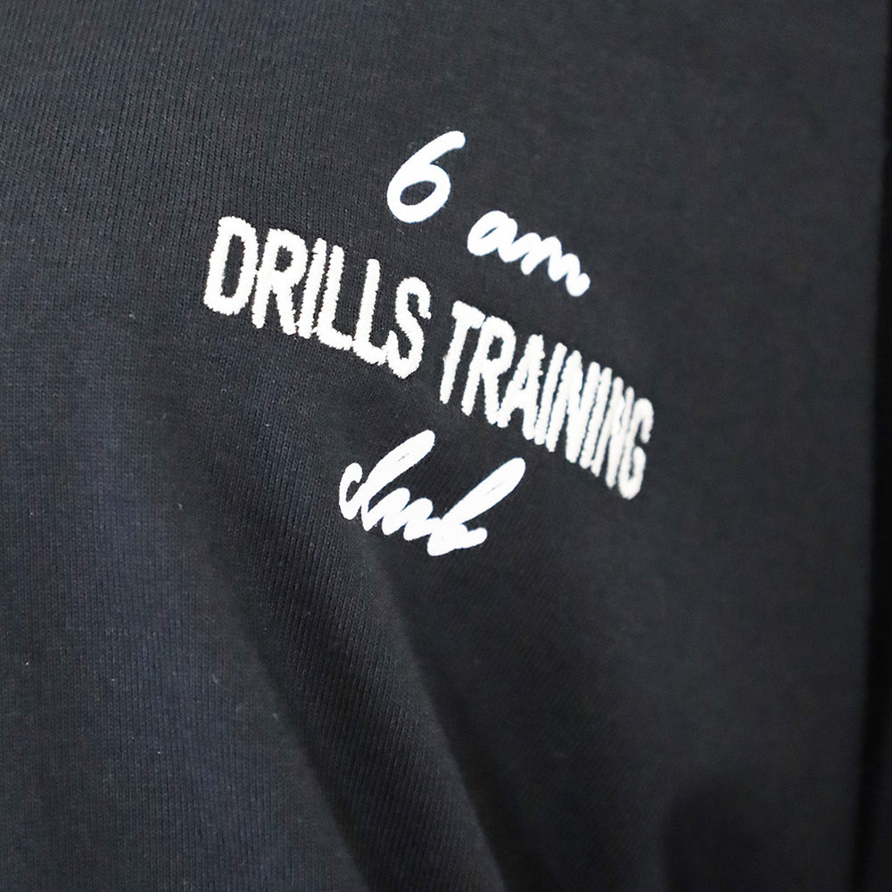 
                      
                        RECREATION DRILLS 6am Tee Black / White w 3
                      
                    