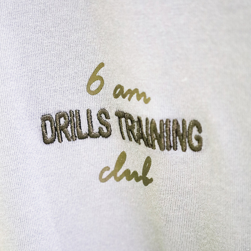 
                      
                        RECREATION DRILLS 6am Tee Off White / Atmosphere w 3
                      
                    