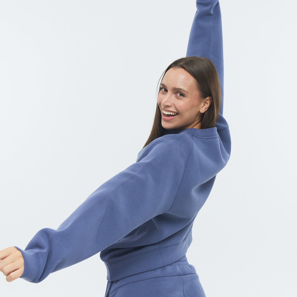 
                      
                        RECREATION DRILLS Scuba Crew Sweat Infinity Blue
                      
                    