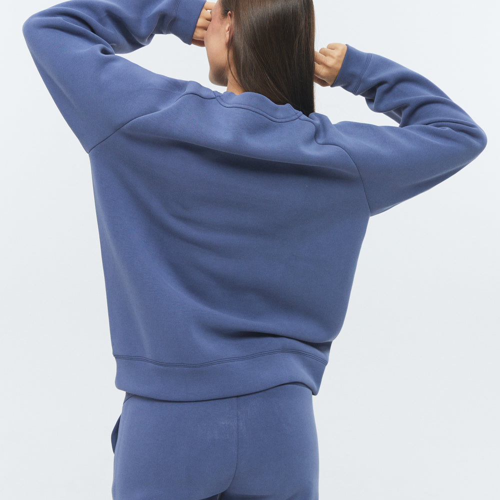 
                      
                        RECREATION DRILLS Scuba Crew Sweat Infinity Blue
                      
                    
