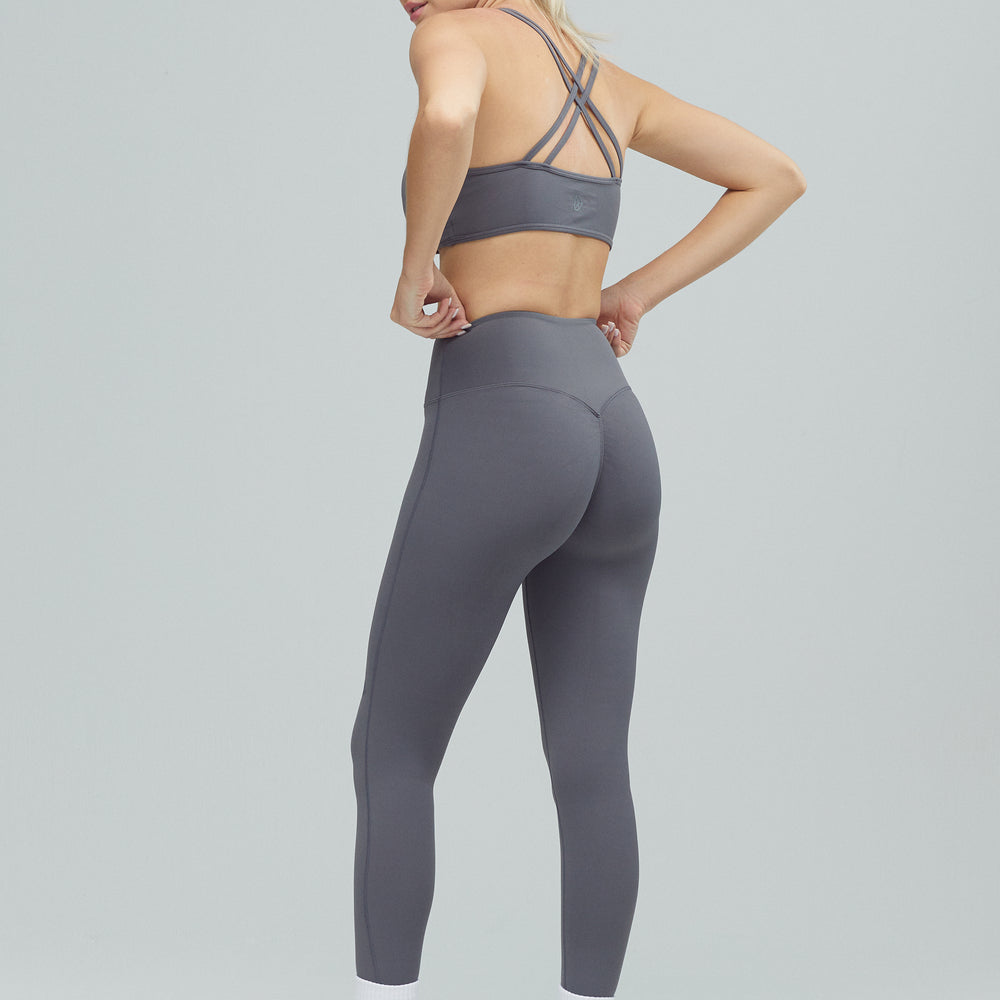 
                      
                        ACTIVE DRILLS Scrunch Leggings Grey
                      
                    