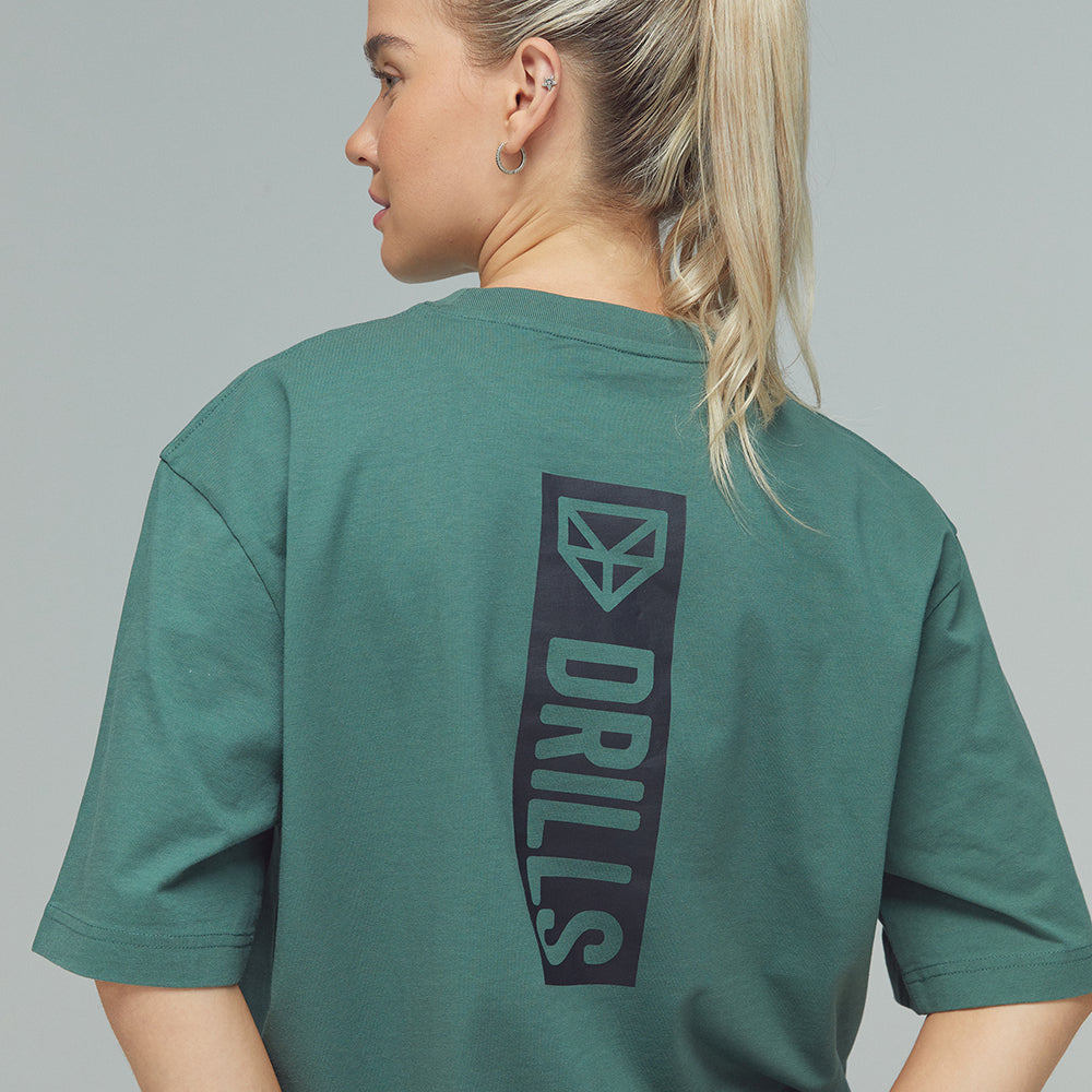 
                      
                        RECREATION DRILLS Vertical Graphic Tee Dark Sage Green/Black
                      
                    