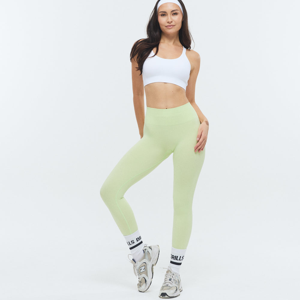 
                      
                        VIVID DRILLS Bra White 3
                      
                    