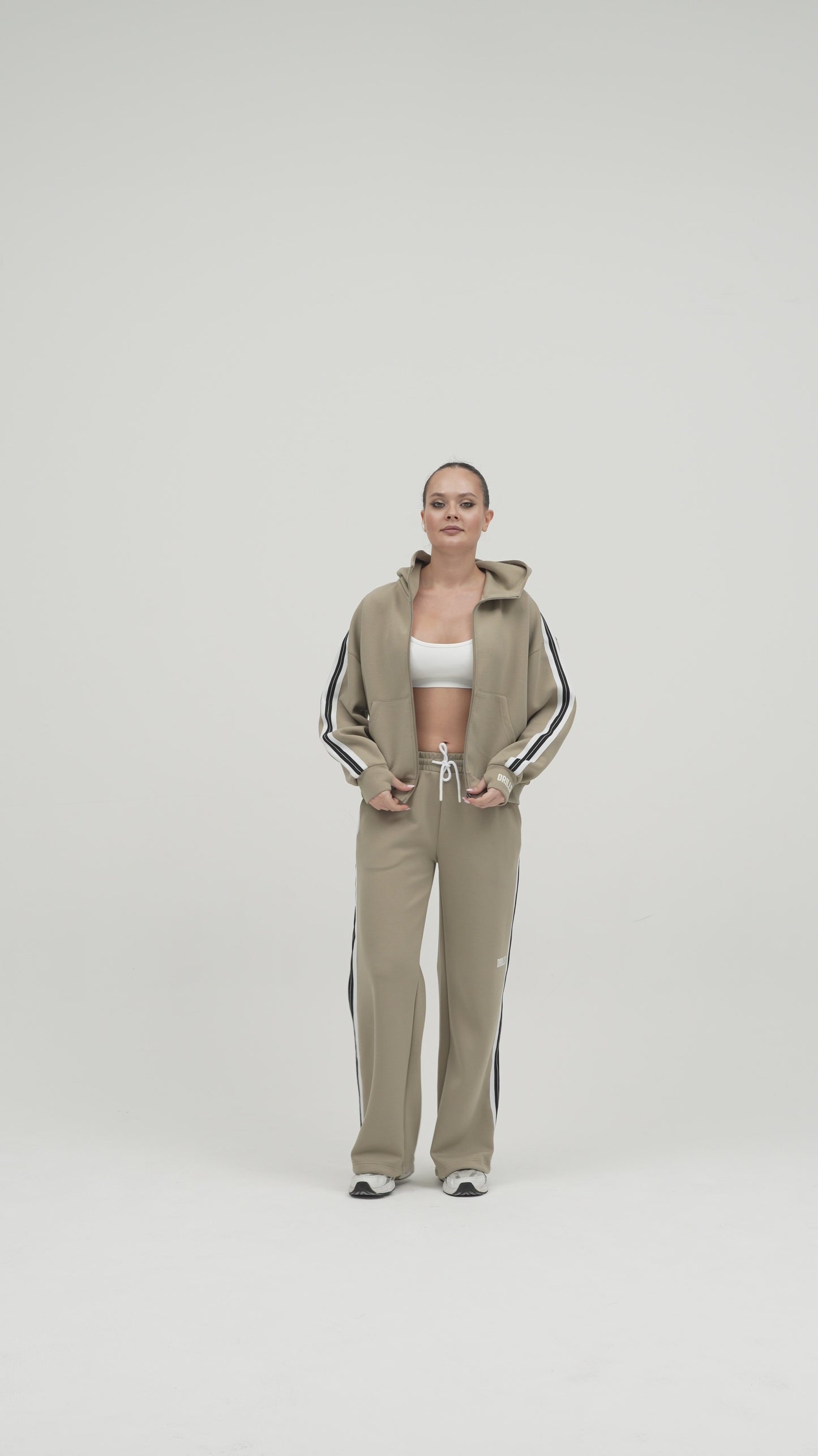 RECREATION Scuba Wide Leg Jogger Rock